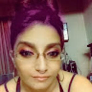 Meet your Posher, Debra